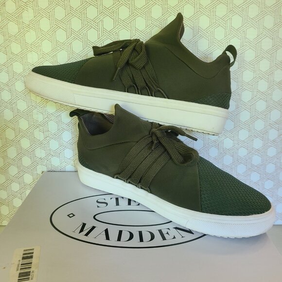 STEVE MADDEN Lancer Womens 9 Olive Green Low-Top Sneakers Casual Slip On Shoe - Picture 2 of 15